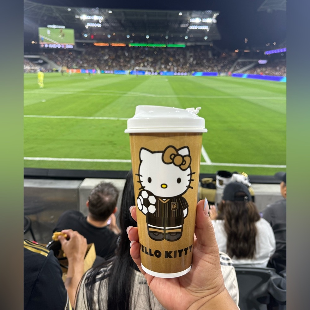 Hello Kitty X LAFC Cup